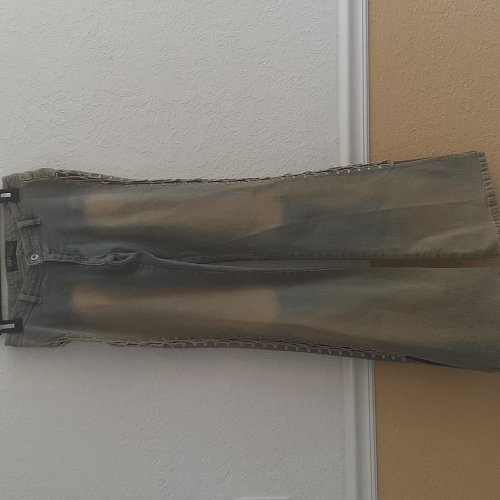 Kirin Jeans,BRAZIL bellbottom size 7, low rise